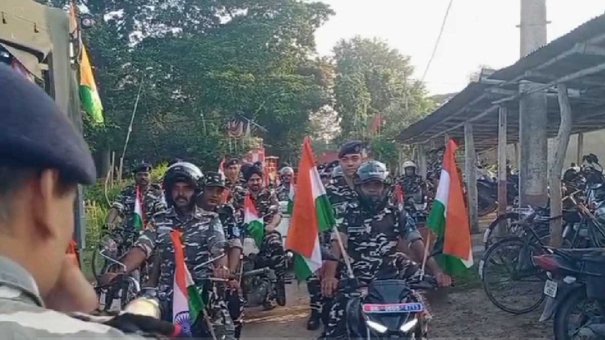 सीमावर्ती क्षेत्र में SSB की तिरंगा यात्रा, साइकिल रैली से दिया राष्ट्रप्रेम का संदेश